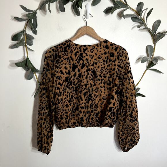 ASTR Leopard Blouse - Picture 5 of 5